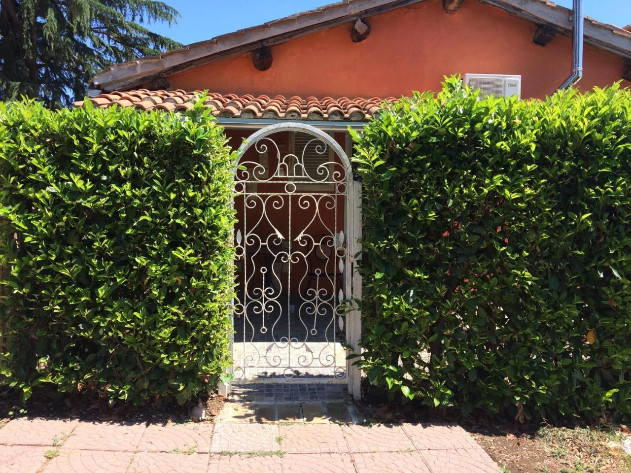 Il Profeta Bed & Breakfast Capranica Exterior photo